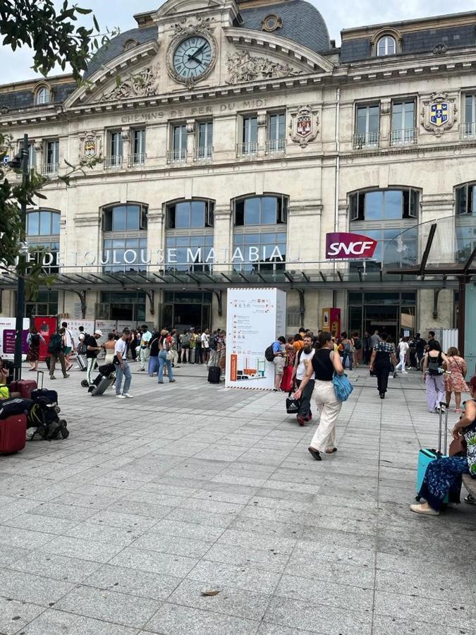 Le Marengo: Charmant, Rénové, Terrasse, Parking Privé Apartamento