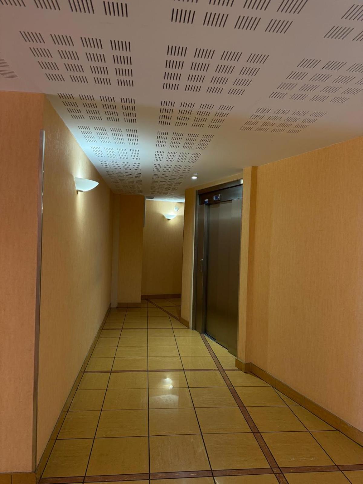 Le Marengo: Charmant, Rénové, Terrasse, Parking Privé * Toulouse
